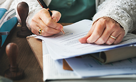 Otrorgamiento de poder a un tercero a fin de que realice actos de cobro de pensiones y conexos.