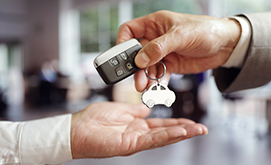 Dona, vende, anticipa o da en pago a tu vehículo. Nosotros te ayudamos.